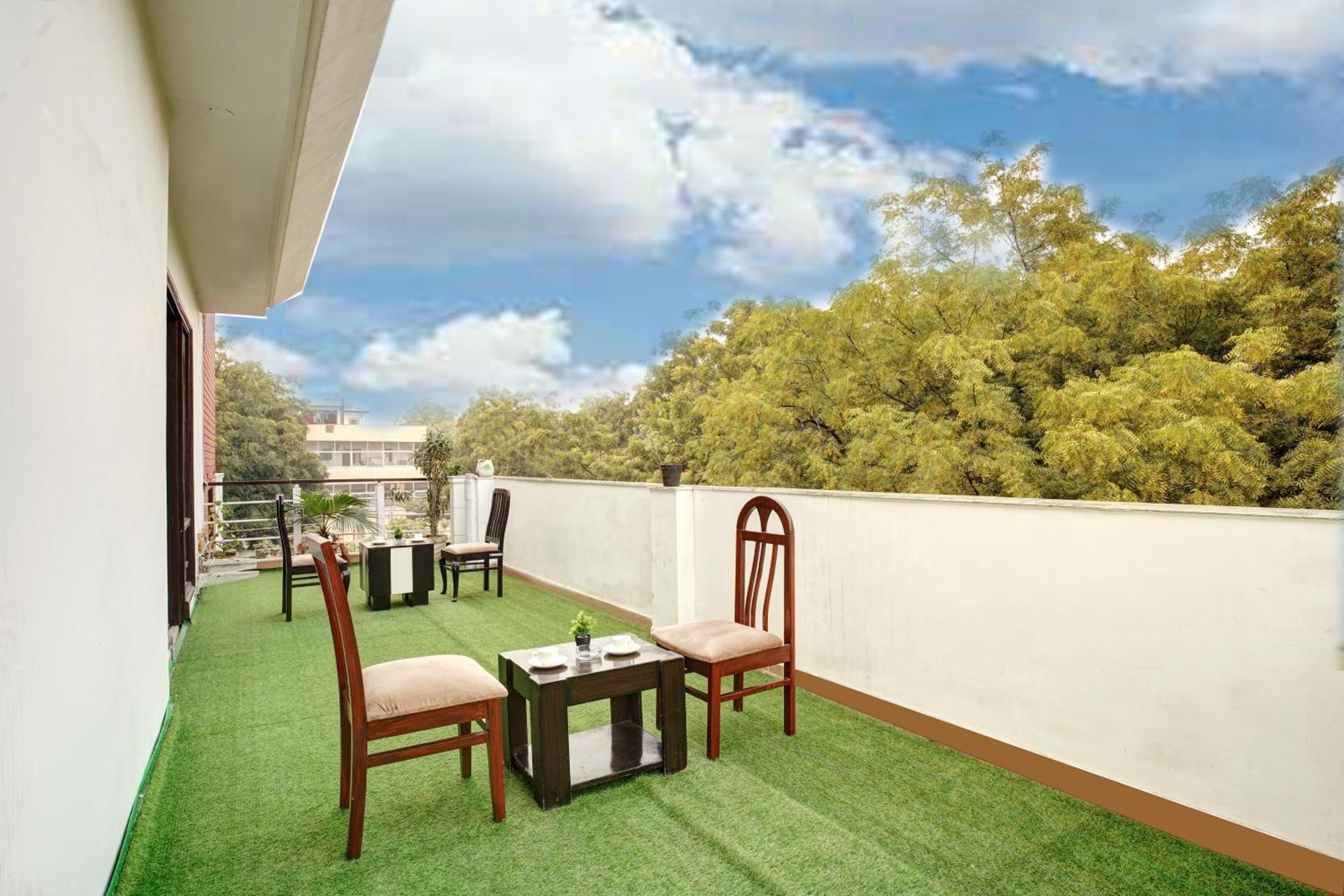 Nexhub Stay - Huda City Centre Gurgaon Luaran gambar