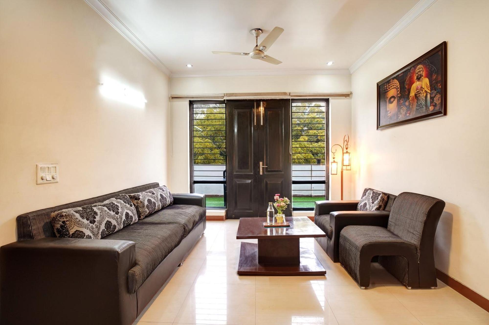 Nexhub Stay - Huda City Centre Gurgaon Luaran gambar