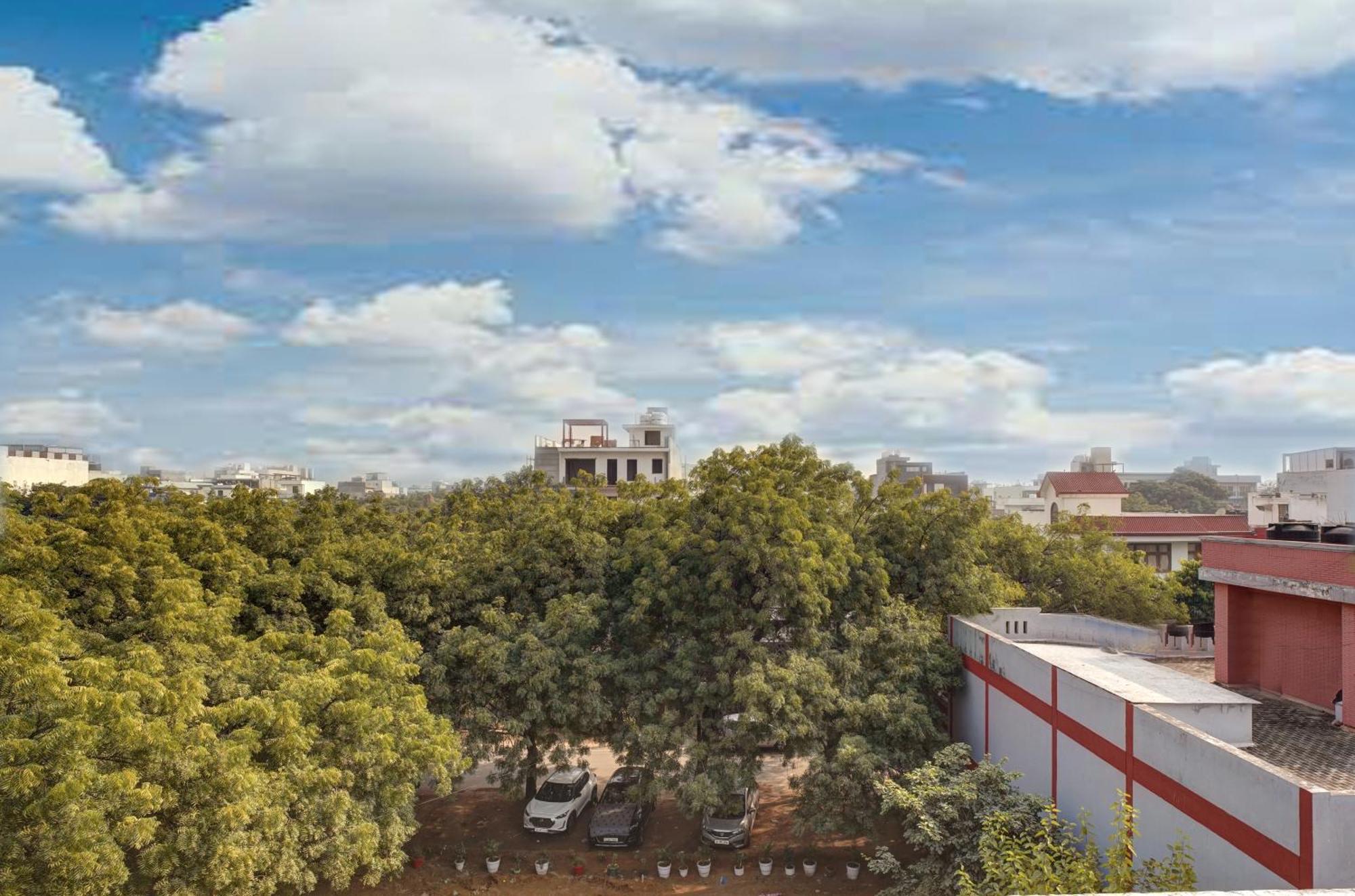 Nexhub Stay - Huda City Centre Gurgaon Luaran gambar